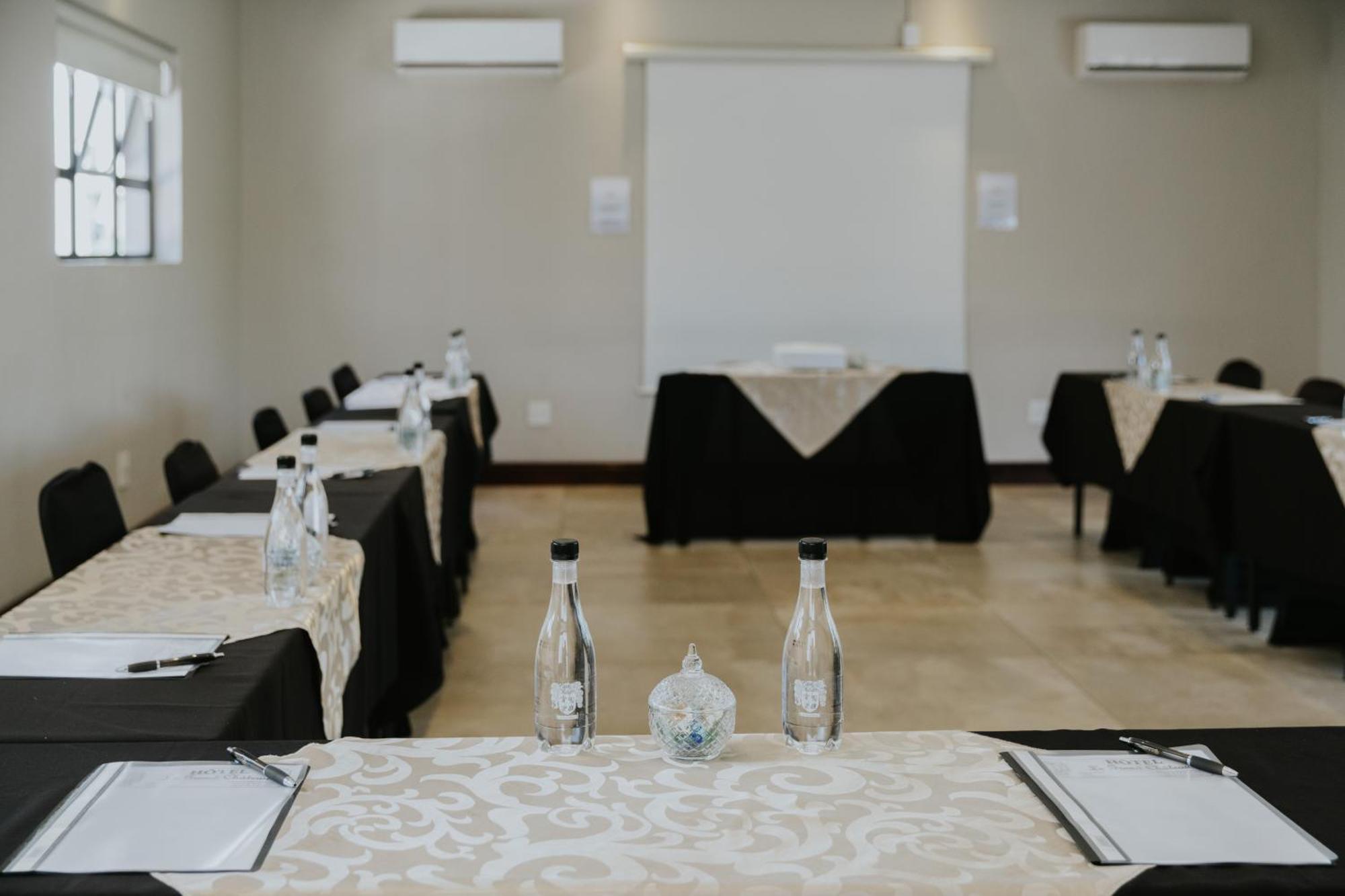 Le Grand Chateau Hotel Парис Екстер'єр фото